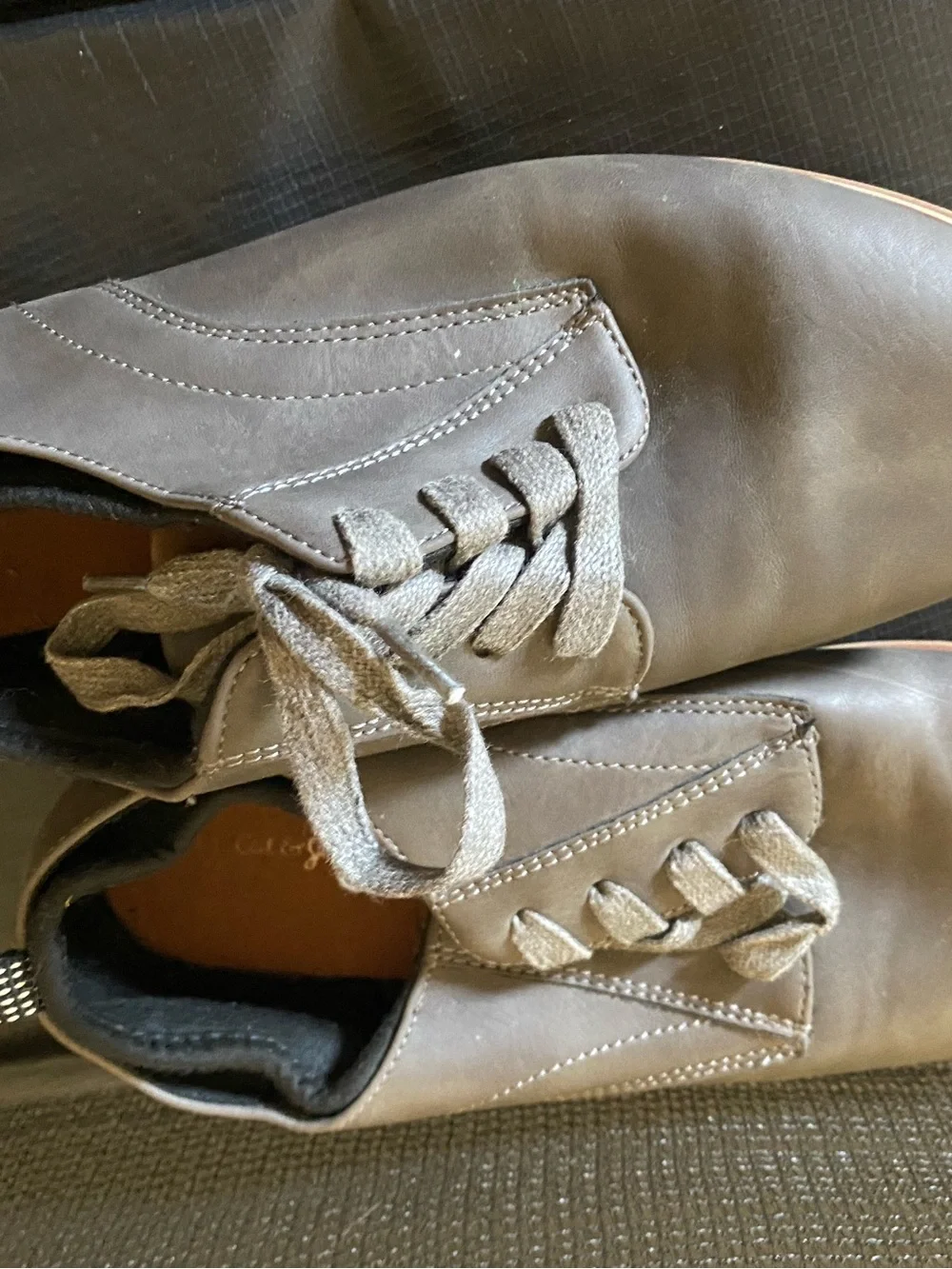 Cat and Jack size 5 girls shoes grey (July)